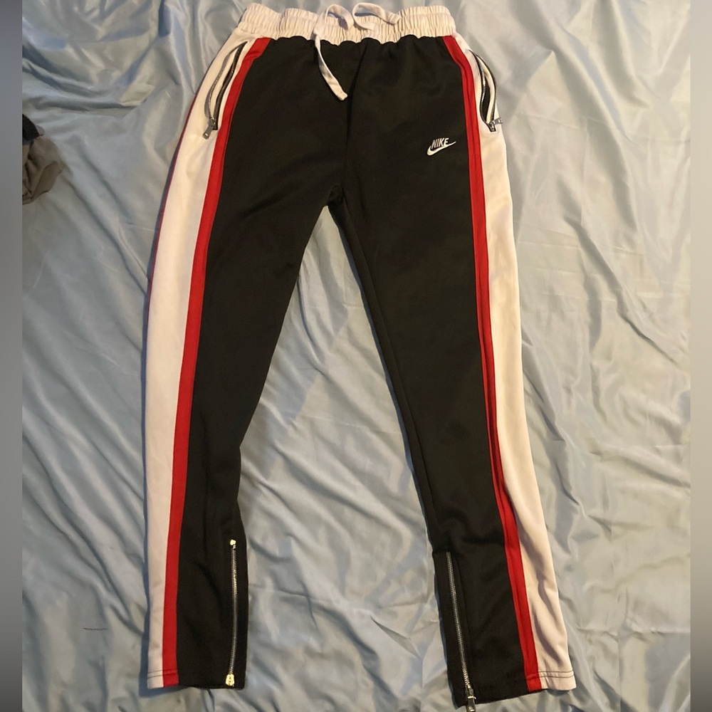 Nike black, red, white Sweatpants Size 2XL